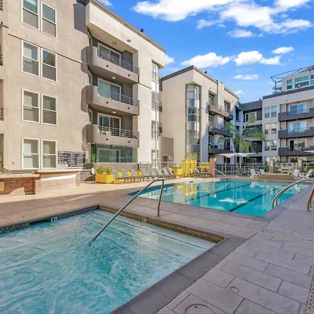 Elegant Suites In Mdr-Venice With Pool, Hottub & Gym Los Angeles Exterior photo