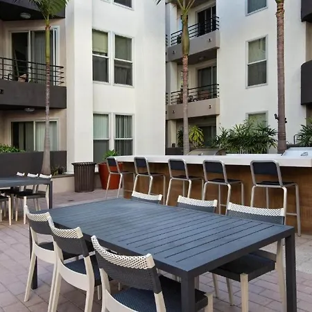 Elegant Suites In Mdr-Venice With Pool, Hottub & Gym Los Angeles Exterior photo