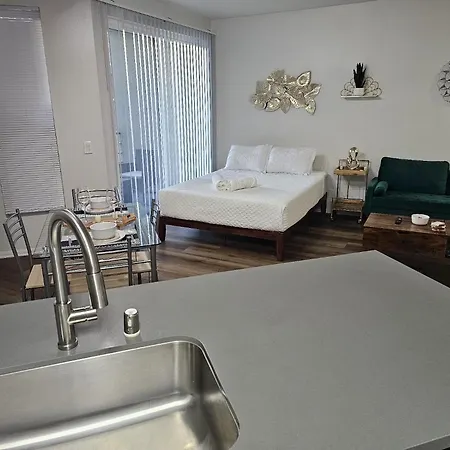 Elegant Suites In Mdr-Venice With Pool, Hottub & Gym Los Angeles Exterior photo