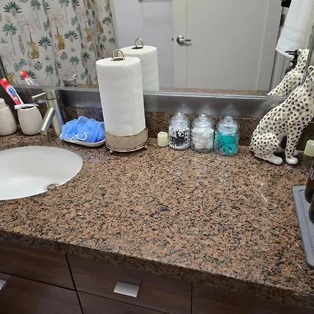 Elegant Suites In Mdr-Venice With Pool, Hottub & Gym Los Angeles Exterior photo