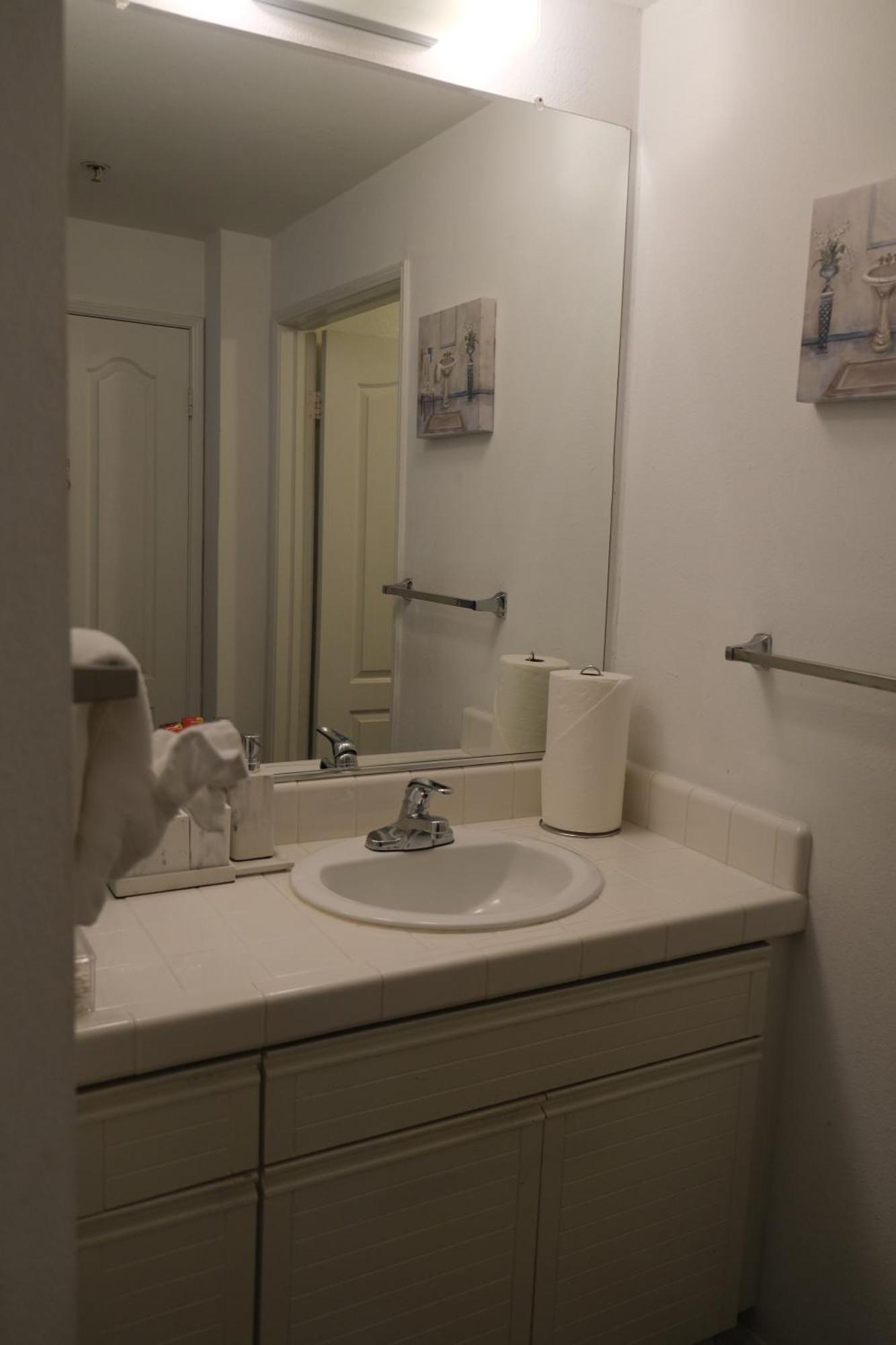 Elegant In Mdr-venice With Pool, Hottub & Gym Appartamento