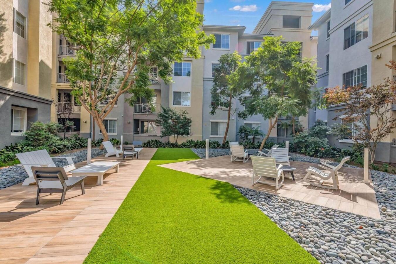Elegant In Mdr-venice With Pool, Hottub & Gym *