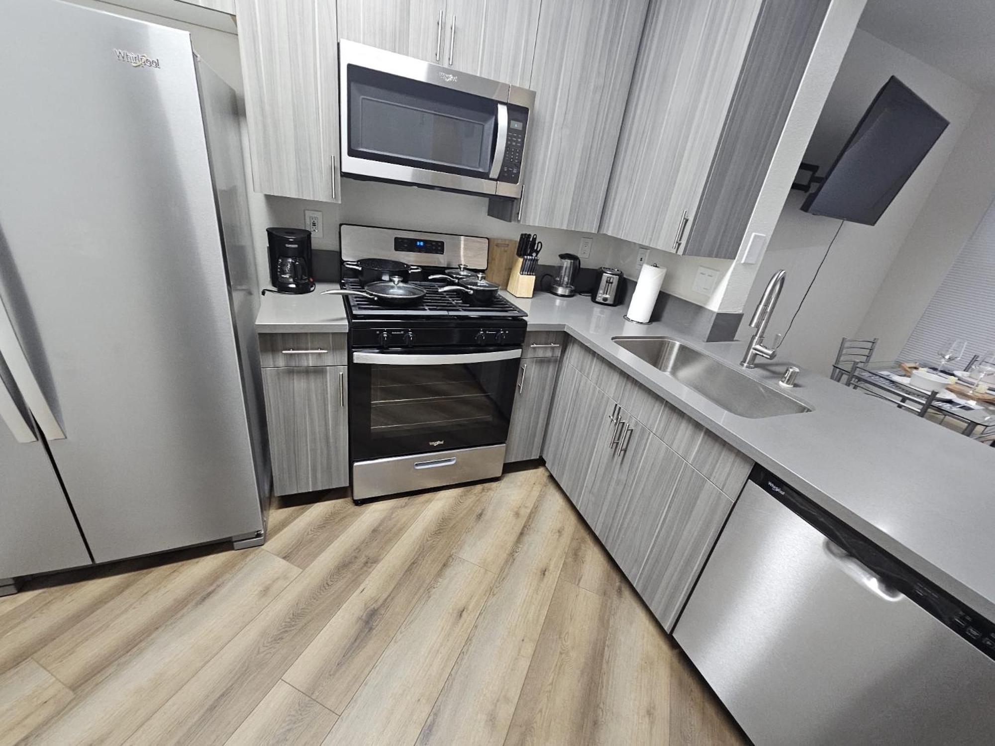 Appartamento Elegant In Mdr-venice With Pool, Hottub & Gym Los Angeles