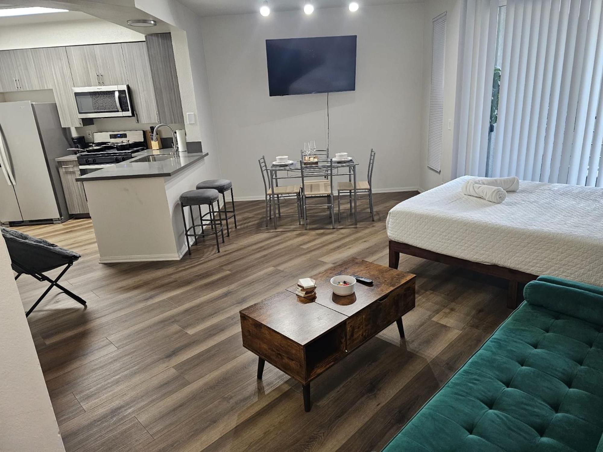 Elegant In Mdr-venice With Pool, Hottub & Gym Los Angeles
